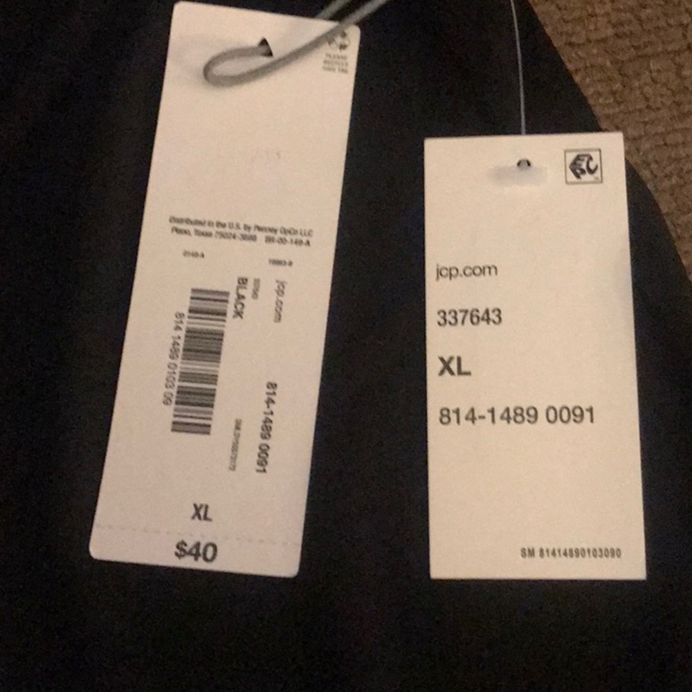 New Liz Claiborne Knit Black top - Picture 6 of 7